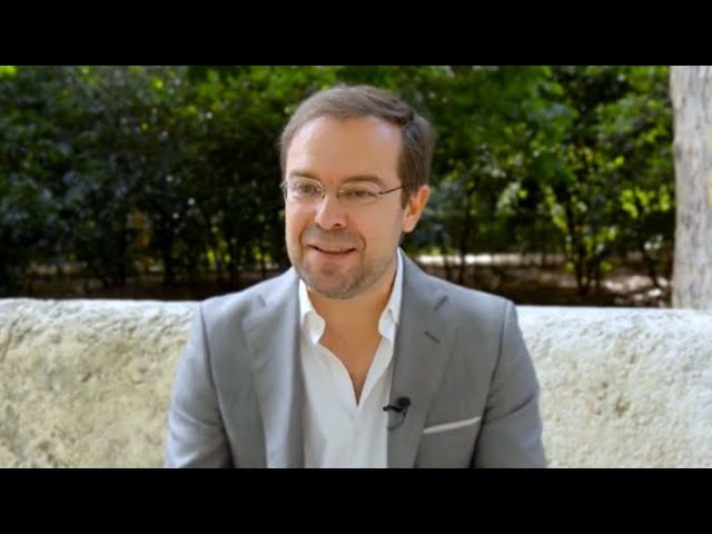 Explora la Cumbre de la Literatura: Lecturas Imprescindibles sobre la Sierra en Libros