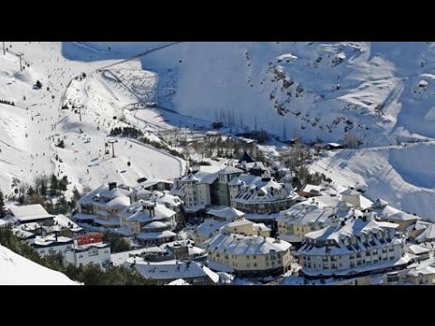 Sierra de Granada en Drones: Descubre Vistas Aéreas Impresionantes desde lo Alto