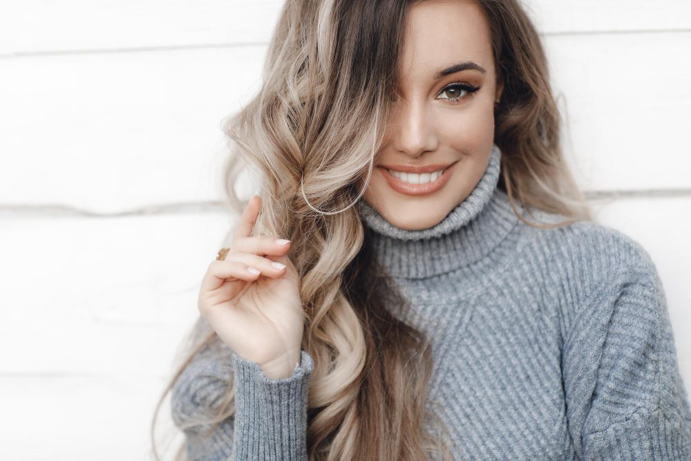 Servicios para cambiar el look disponibles en un salón de belleza