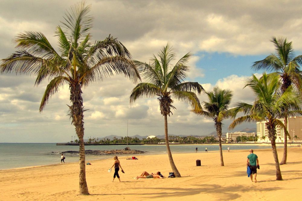 El turismo en Lanzarote y la búsqueda de alojamientos tranquilos en entornos volcánicos